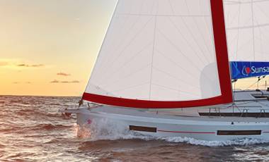 Monohulls Charter
