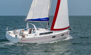Sunsail 38.2 Exterior