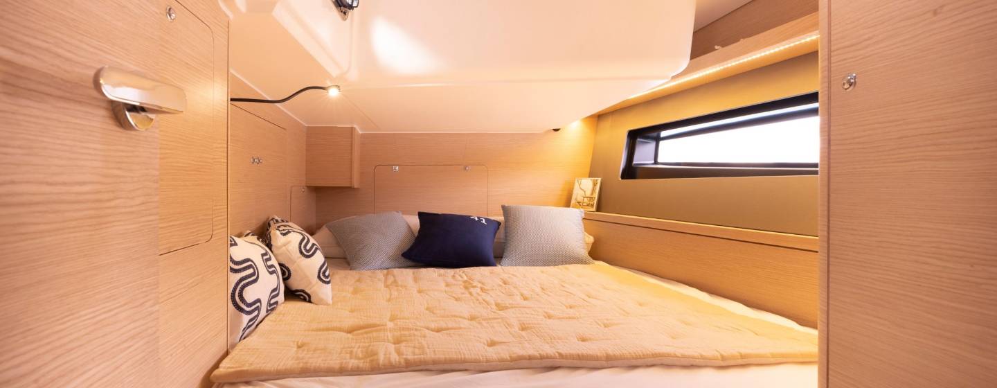 Sunsail 41.3 Layout