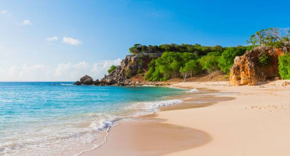Romantic Yacht Charters Sailing vacations