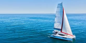 Sunsail 454L catamaran under sail
