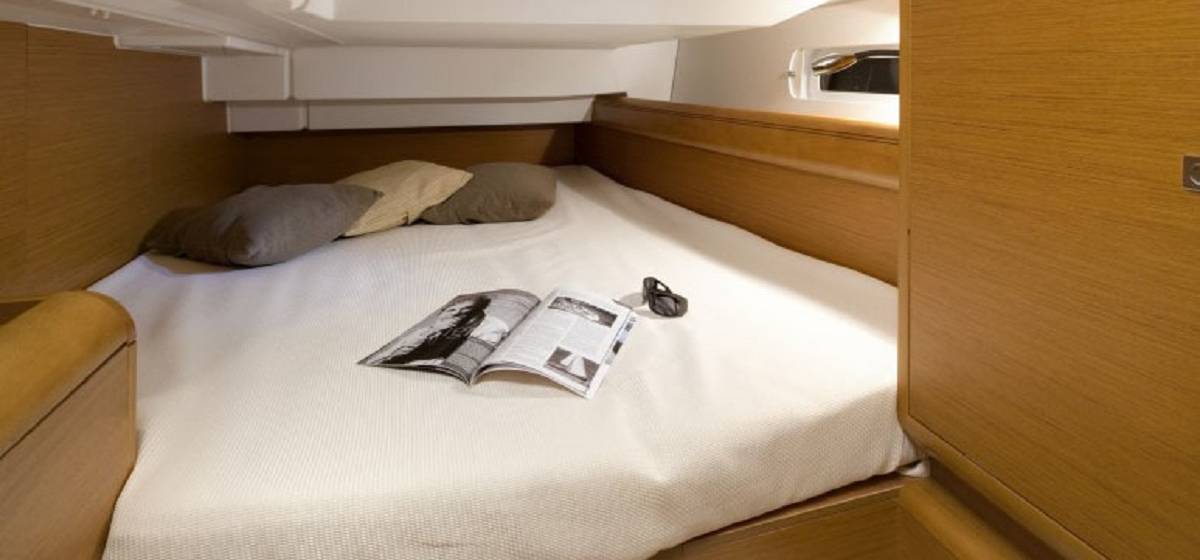 Sunsail 41 – 3 cabin Monohull